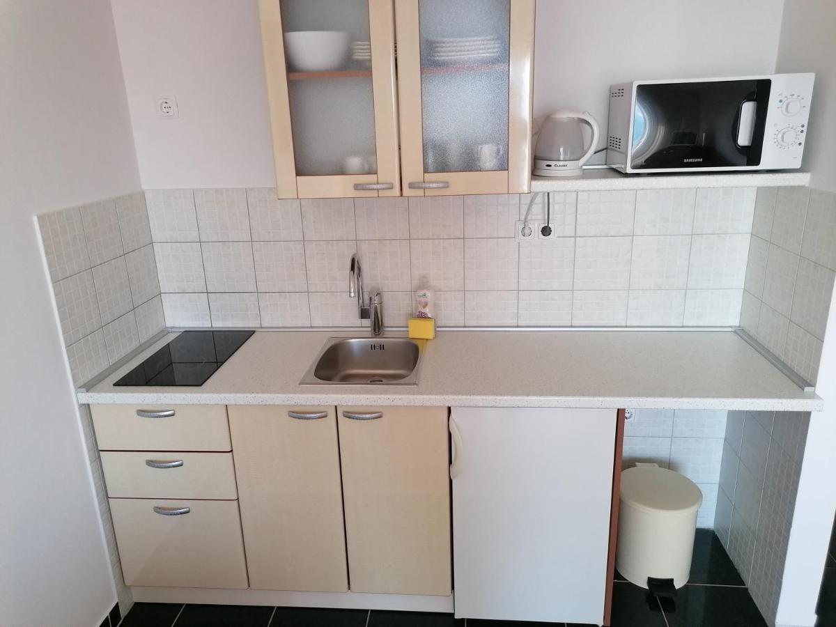 Apartments Dinko Duće Eksteriør bilde