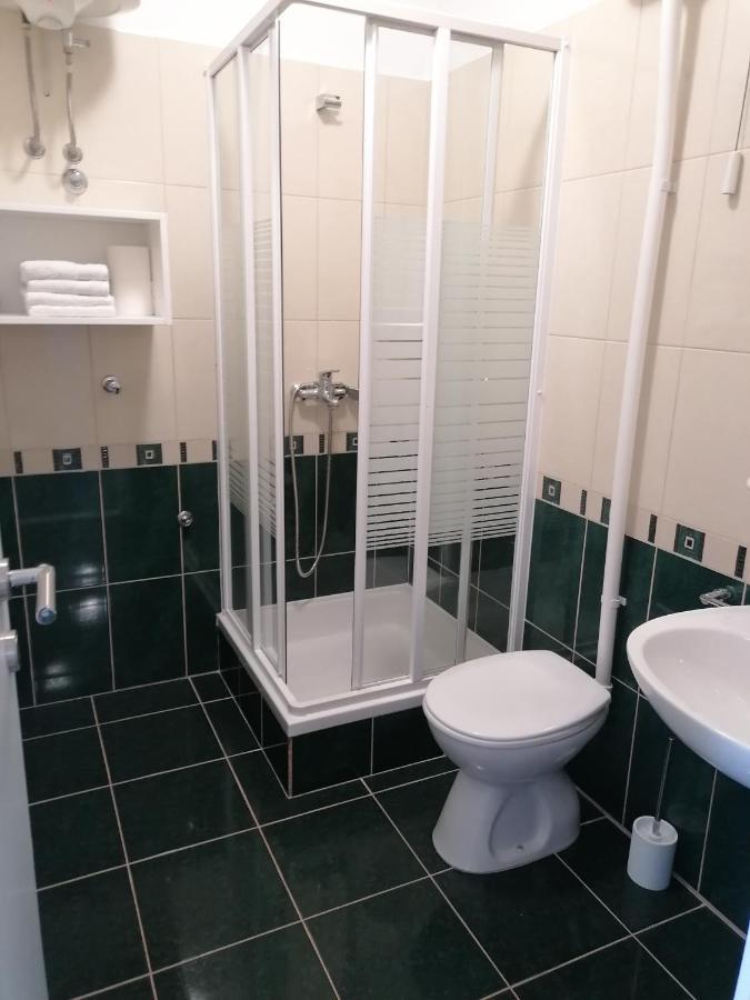 Apartments Dinko Duće Eksteriør bilde