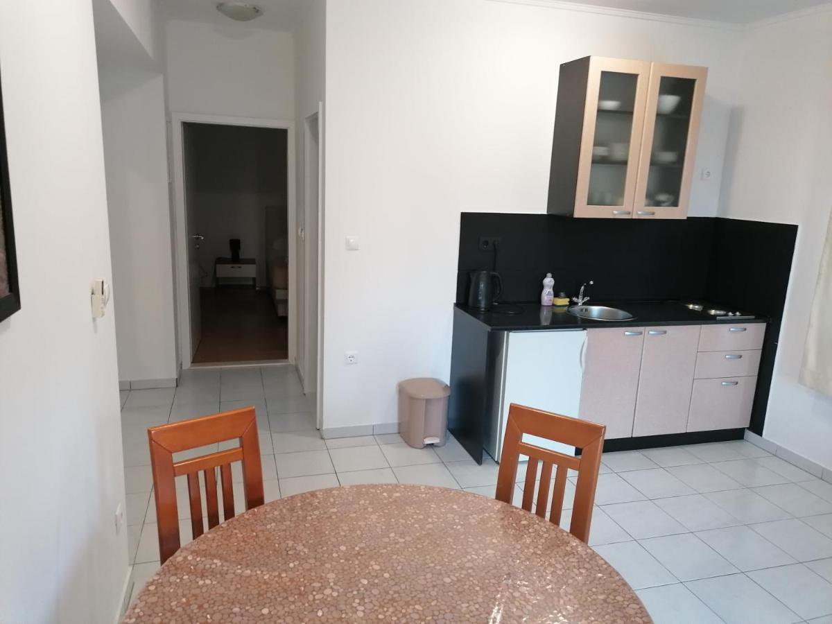Apartments Dinko Duće Eksteriør bilde